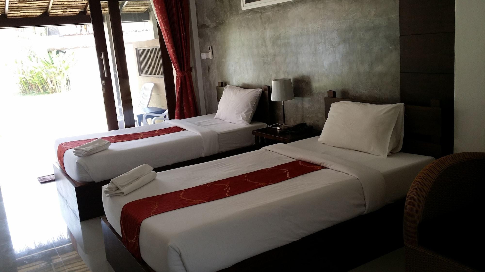 Nana Beach Hotel & Resort Pathiu Exteriör bild