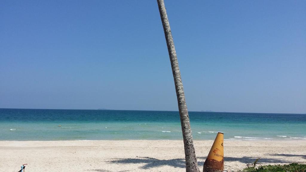 Nana Beach Hotel & Resort Pathiu Exteriör bild