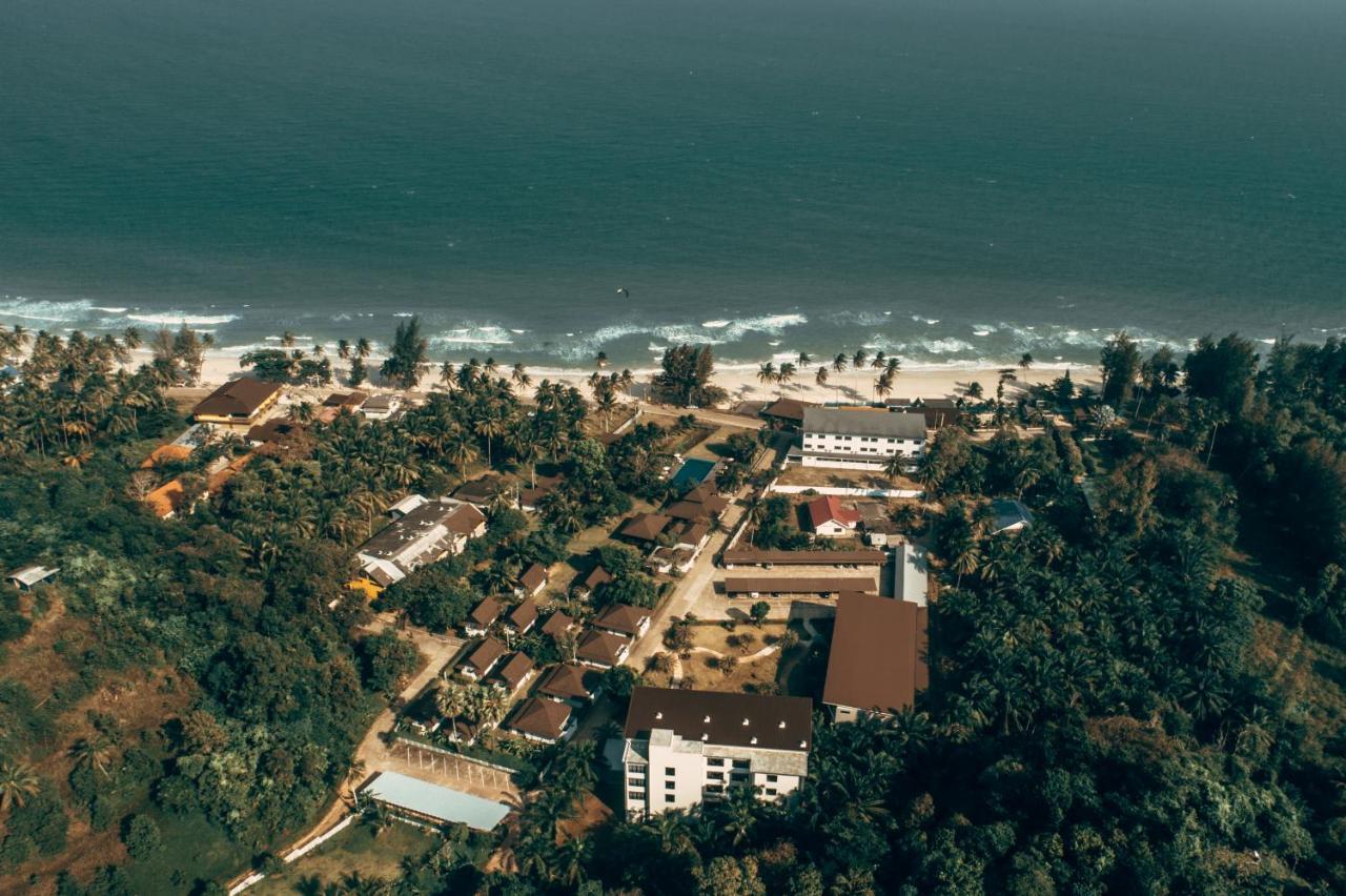 Nana Beach Hotel & Resort Pathiu Exteriör bild